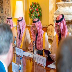 وزير الصناعة والثروة المعدنية يبحث تعزيز التعاون الصناعي والتعديني مع مملكة بلجيكا