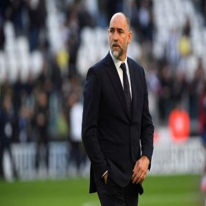 توتنهام يعين تودور مدربًا خلف توماس فرانك