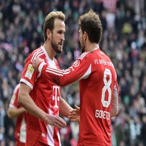 كين يقود بايرن ميونيخ للفوز على بريمن