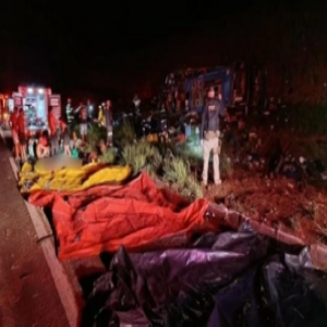 انقلاب مأساوي.. 6 قتلى و46 مصاباً في ساو باولو