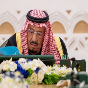 خادم الحرمين الشريفين يرأس جلسة مجلس الوزراء في الرياض