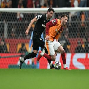 غلطة سراي يهزم يوفنتوس بخماسية في ذهاب ملحق دور 16 لدوري الأبطال