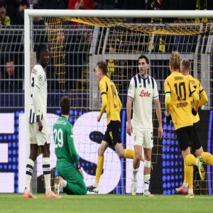 دورتموند يهزم أتالانتا بثنائية في ذهاب ملحق دور 16 لدوري الأبطال