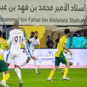 نيوم يحقق فوزًا شاقًا على حساب الخليج