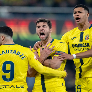 فياريال يتغلب على فالنسيا بثنائية في الدوري الإسباني