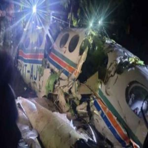 سقوط طائرة إسعاف جوي تقل 7 أشخاص في ولاية جاركاند الهندية