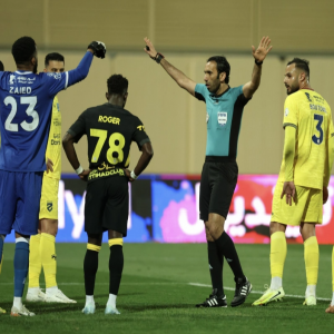 الاتحاد يسقط في فخ التعادل أمام الحزم بدوري روشن