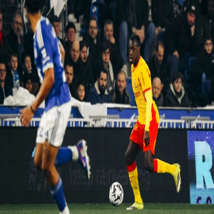 بمشاركة سعود عبدالحميد.. لانس يتعثر بتعادل أمام ستراسبورج