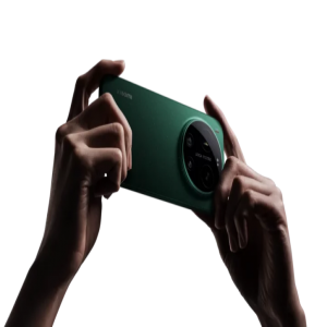 شاومي تطلق Xiaomi 17 وXiaomi 17 Ultra مع تصاعد أزمة أسعار الذاكرة في 2026