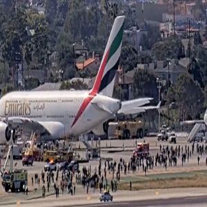 إخلاء طائرة في لوس أنجلوس بعد نصف ساعة من إقلاعها