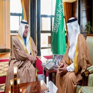 أمير تبوك يثمّن حصول مطار الأمير سلطان بن عبدالعزيز على جائزة أفضل مطار في تجربة المسافر بالشرق الأوسط