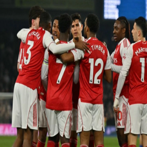 أرسنال يواصل التحليق بالصدارة بعد الفوز على برايتون