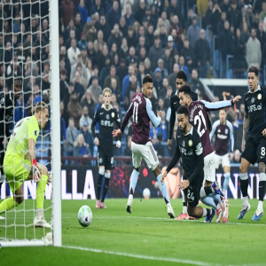 "هاتريك" بيدرو يقود تشيلسي لقلب الطاولة على أستون فيلا برباعية