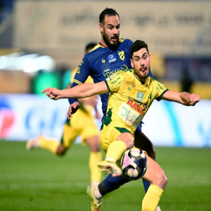 الخليج يهزم الحزم بـ"ثنائية"