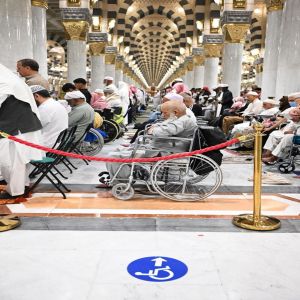 منظومة متكاملة وخدمات نوعية لكبار السن وذوي الإعاقة بالمسجد النبوي