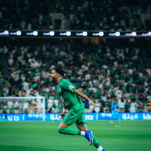 محرز يُتوَّج بجائزة "أفضل هدف" في الجولة 25 من روشن