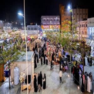 مهرجان "ليالي رمضان" بسوق البلد في الباحة يستقطب الأهالي والزوار