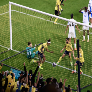 النصر يتفوق بتسديداته البعيدة.. رقم تهديفي مميز قبل مواجهة الخليج