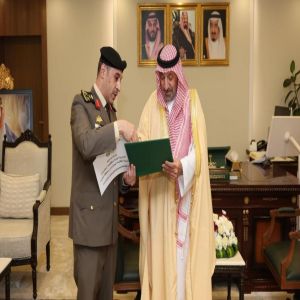 أمير نجران يتسلم تقريرًا عن أعمال مكافحة المخدرات بالمنطقة
