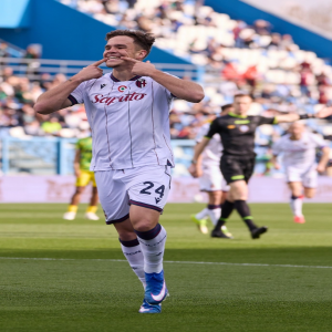 بولونيا يفوز على ساسولو في الدوري الإيطالي