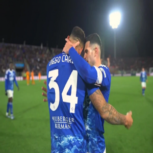 كومو يقلب تأخره لفوز على روما ويعزز آماله في بلوغ دوري الأبطال