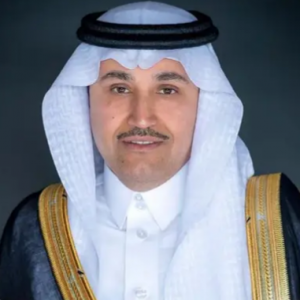 وزير النقل والخدمات اللوجستية يهنئ القيادة بمناسبة عيد الفطر