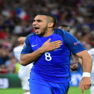 الفرنسي باييه يعتزل كرة القدم