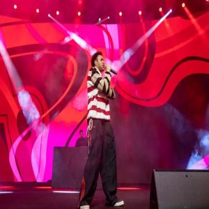 ويجز والعسيلي يختتمان أمسية غنائية شبابية على مسرح عبادي الجوهر أرينا بجدة