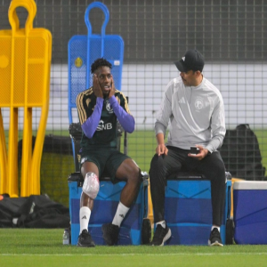 استبعاد زكريا هوساوي من معسكر الأخضر للإصابة