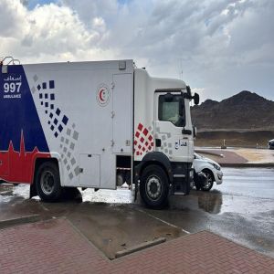 الهلال الأحمر بمنطقة مكة المكرمة يرفع جاهزيته الميدانية للتعامل مع الحالة المطرية