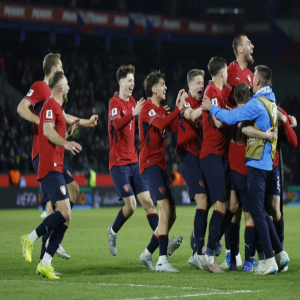 التشيك تتأهل لكأس العالم 2026 بالفوز بركلات الترجيح على الدنمارك