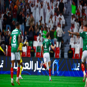 الاتفاق يهزم القادسية بثلاثية مثيرة في "ديربي الشرقية"