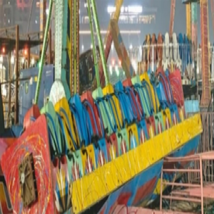 الهند: مأساة على ارتفاع 60 قدماً.. أرجوحة ضخمة تتحول إلى فخ