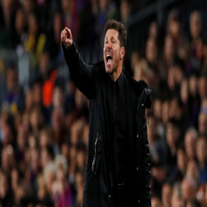 سيميوني: فخور بالفوز التاريخي على برشلونة في كامب نو