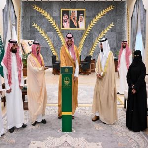 مُحافظ الطائف يدشن عددًا من الجمعيات الخيرية بالمحافظة