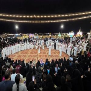 عروض الفلكلور الشعبي تستقطب الزوار في الجبيل الصناعية