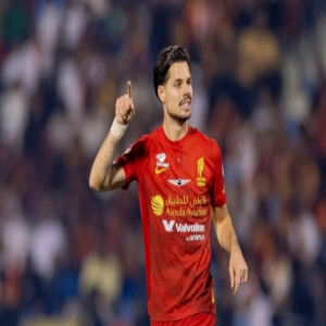 القادسية يعلن تفاصيل إصابة جوليان فايغل ومدة غيابه