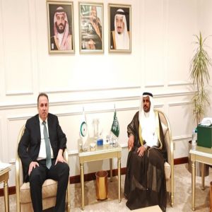 المندوب “السعودي” الدائم لدى التعاون الإسلامي يلتقي الأمين العام المساعد لشؤون فلسطين والقدس الشريف
