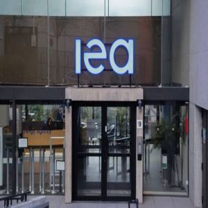 وكالة الطاقة الدولية: مستعدون للسحب من احتياطيات النفط العالمية إذا لزم الأمر