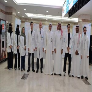 تدشين أول مبادرة دولية للعناية بمرضى إلتهابات العنبية