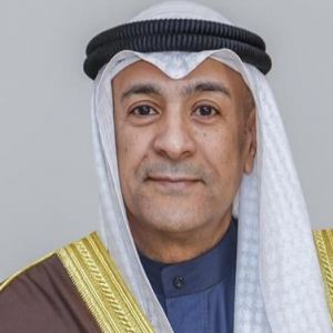 الأمين العام لمجلس التعاون يلتقي وزير الدولة للشؤون الأوروبية والدفاع في إيرلندا