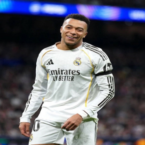 بيتي يهاجم مبابي: جلب الأنانية لغرفة ملابس ريال مدريد