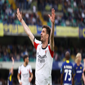 ميلان يعزز حظوظه في بلوغ دوري أبطال أوروبا بفوزه على فيرونا