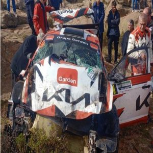 سباق يتحول إلى مأساة.. وفاة متفرج وإصابة آخر في حادث رالي خطير