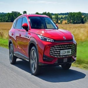 إم جي HS 2026 تصل المملكة بمواصفات متطورة