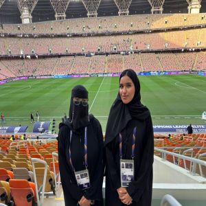 العمل التطوعي في الملاعب: كيف أثرت مباريات النخبة الآسيوية على المتطوعين؟