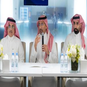 وزارة الصناعة والثروة المعدنية تستعرض الفرص الصناعية في المشروعات الكبرى