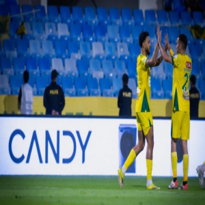 الخليج يُسقط النجمة بثلاثية ويعزز موقعه في دوري روشن