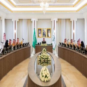 أمير الجوف يرأس اجتماع لجنة المسؤولية الاجتماعية بالمنطقة