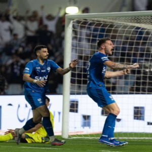 الهلال يعبر "الخليج".. ويُضيّق الخناق على النصر في الصدارة
